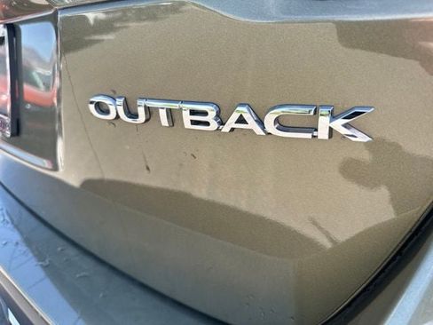 Used 2024 Subaru Outback Limited AWD/4WD image 4