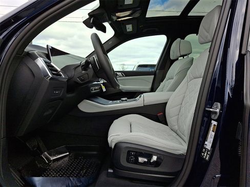 New 2026 BMW X5 xDrive40i image 11