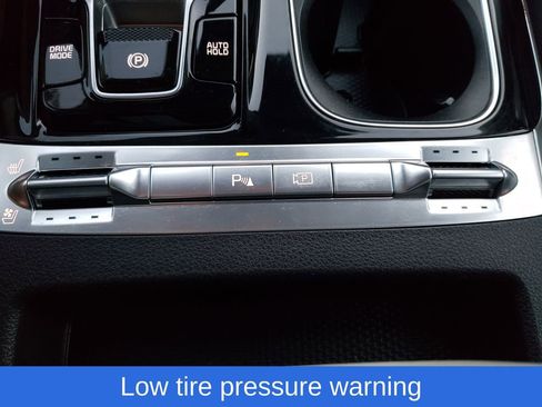 Used 2022 Kia Carnival SX image 26