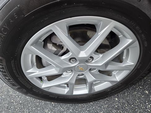 Used 2024 Chevrolet Equinox LS image 11