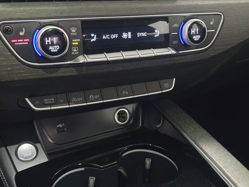 Used 2022 Audi A5 2.0T Premium Plus w/ Premium Plus image 16