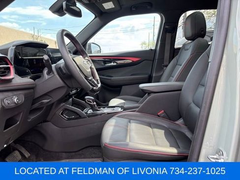 Used 2024 Chevrolet TrailBlazer RS w/ Convenience Package AWD/4WD image 6