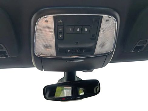 Used 2020 Jeep Grand Cherokee Altitude AWD/4WD image 30