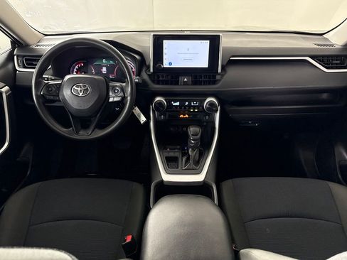 Used 2024 Toyota RAV4 LE FWD image 37