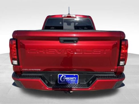 Used 2023 Chevrolet Colorado LT w/ LT Convenience Package image 8