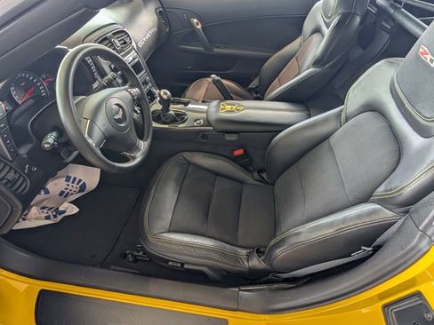 Used 2006 Chevrolet Corvette Z06 w/ Preferred Equipment Group RWD image 5