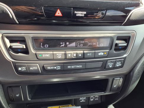 Used 2023 Honda Passport EX-L image 8