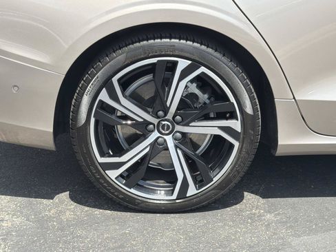 Certified 2023 Volvo S60 T8 Plus w/ Climate Package AWD/4WD image 27