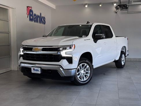 Certified 2023 Chevrolet Silverado 1500 LT AWD/4WD image 2
