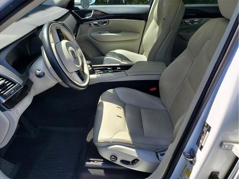 Used 2019 Volvo XC90 T6 Momentum w/ Advanced Package AWD/4WD image 27