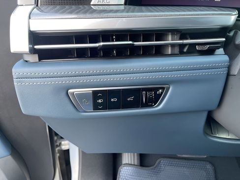 New 2025 Cadillac Escalade IQ Sport 2 image 27