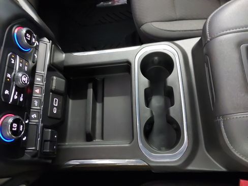 Used 2021 Chevrolet Silverado 1500 LT Trail Boss w/ Bed Protection Package AWD/4WD image 21