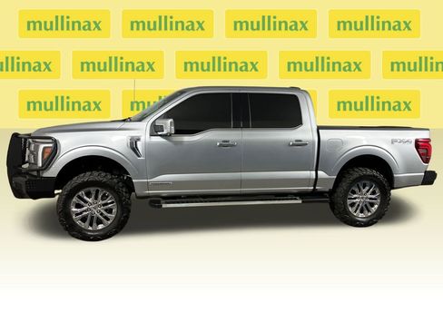 Used 2025 Ford F150 Lariat w/ Equipment Group 502A High image 12