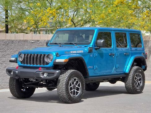 Used 2024 Jeep Wrangler Unlimited Rubicon 4xe image 5