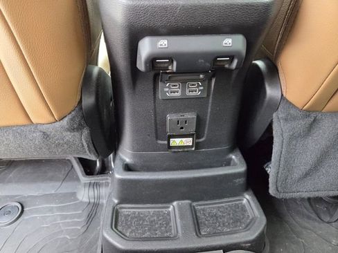 Certified 2022 Jeep Wrangler Unlimited Sahara image 15