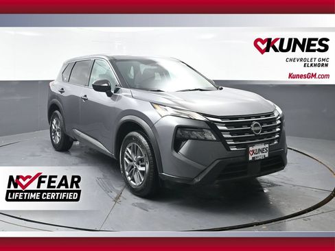 Used 2024 Nissan Rogue S AWD/4WD image 1