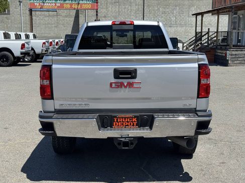 Used 2017 GMC Sierra 3500 SLT w/ Duramax Plus Package AWD/4WD image 6