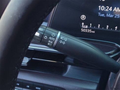 Used 2021 Cadillac Escalade ESV Premium Luxury Platinum w/ Heavy-Duty Trailer Package image 36