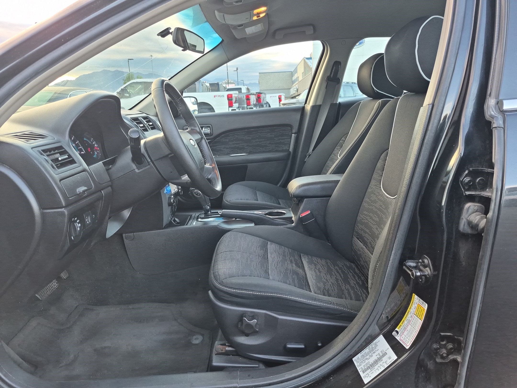 Used 2011 Ford Fusion SE w/ Appearance Pkg FWD image 17