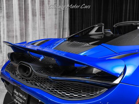 Used 2025 McLaren 750S Spider RWD image 43