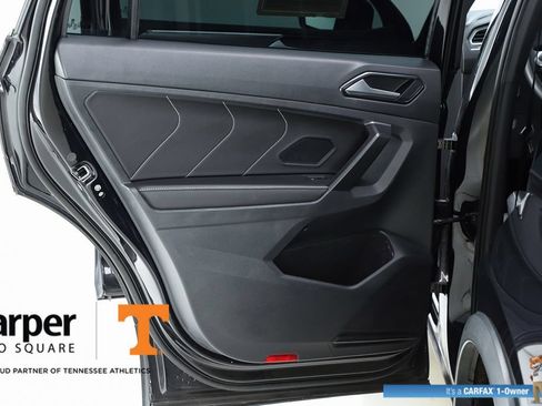 Used 2023 Volkswagen Tiguan SE R-Line FWD image 17