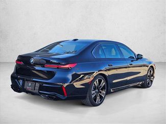 New 2025 BMW 760i xDrive video 2