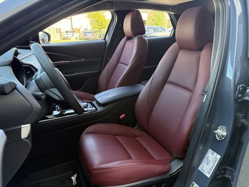 Used 2025 MAZDA CX-30 AWD 2.5 S w/ Preferred Package image 23