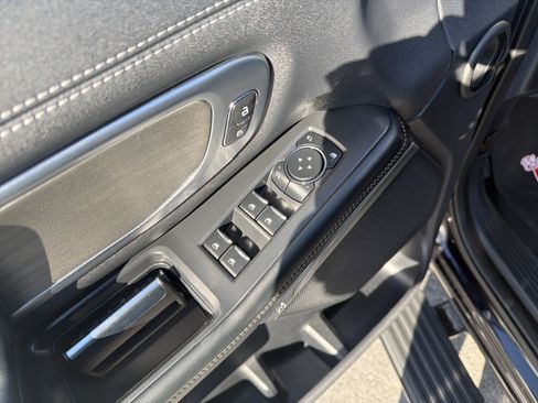 Used 2025 Ford Expedition Max Platinum image 17