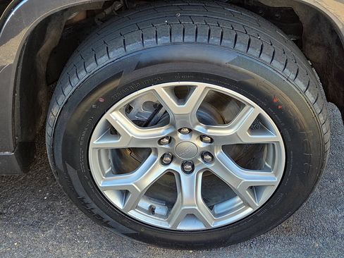 Used 2022 Jeep Wagoneer Series II image 5