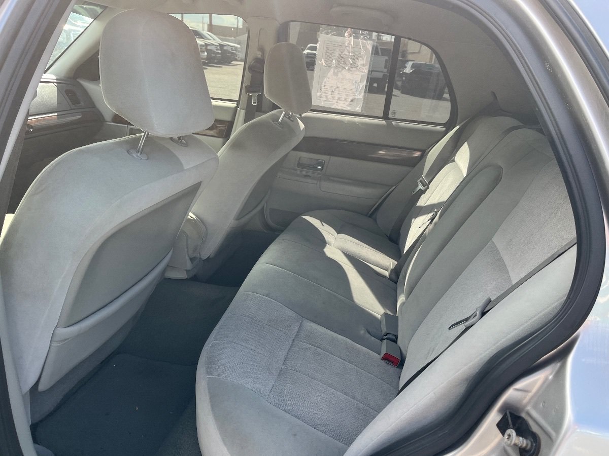 Used 2005 Mercury Grand Marquis GS RWD image 13