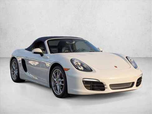 Used 2015 Porsche Boxster S RWD image 3