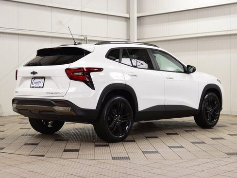 New 2026 Chevrolet Trax ACTIV w/ Sunroof Package image 8