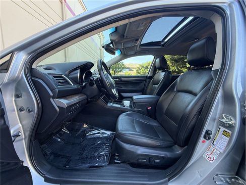 Used 2016 Subaru Outback 2.5i Limited AWD/4WD image 7