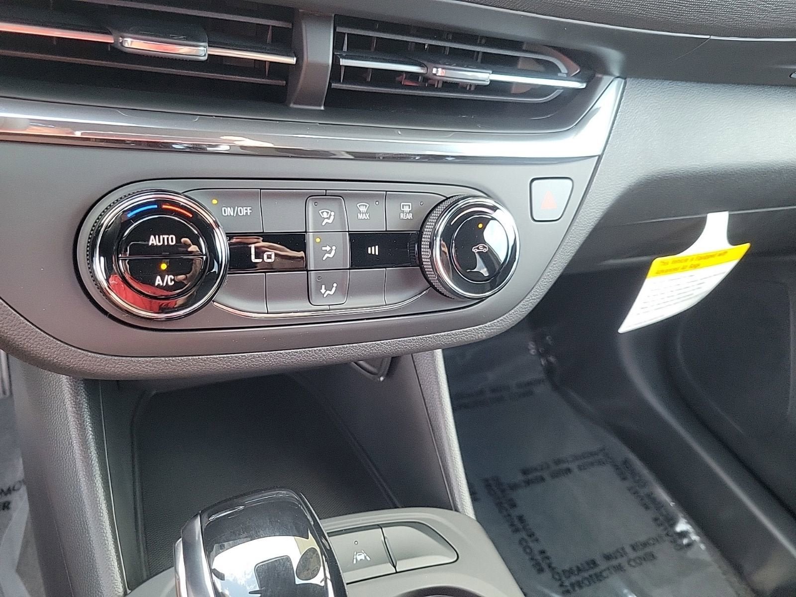 New 2026 Buick Envista Sport Touring FWD image 16