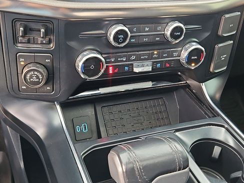 Used 2023 Ford F150 Raptor w/ Raptor Carbon Fibre Package image 29