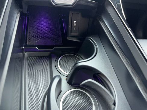 Used 2024 Mercedes-Benz GLC 300 GLC 300 image 30