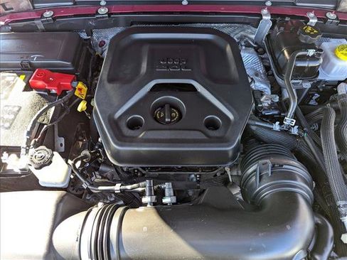 Used 2024 Jeep Wrangler Willys image 20