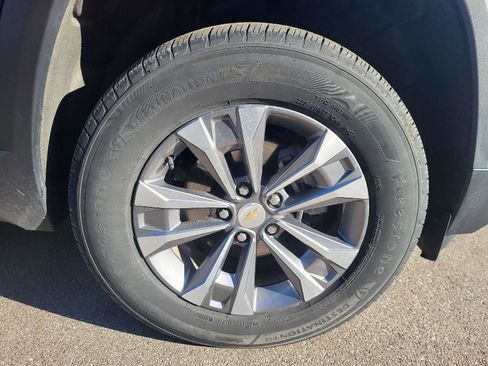 Used 2025 Chevrolet Equinox LT image 14