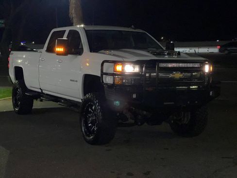 Used 2017 Chevrolet Silverado 2500 LT w/ Z71 Package, Off-Road AWD/4WD image 68
