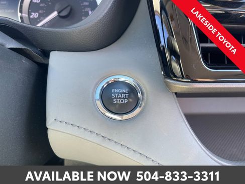 Used 2023 Toyota Highlander L image 33