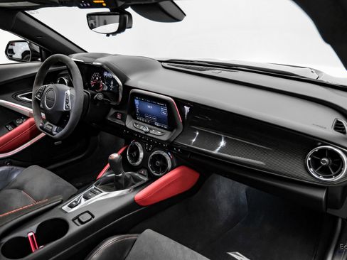 Used 2021 Chevrolet Camaro ZL1 image 45