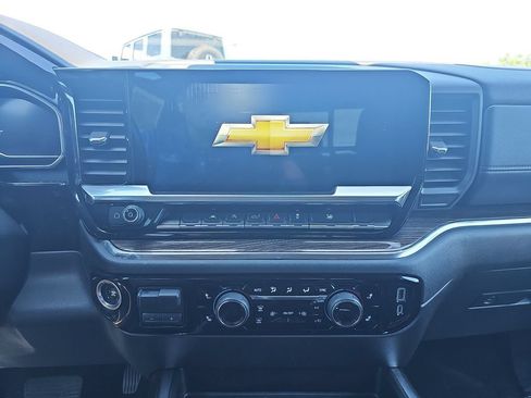 Used 2023 Chevrolet Silverado 1500 RST w/ True North Edition Plus AWD/4WD image 23
