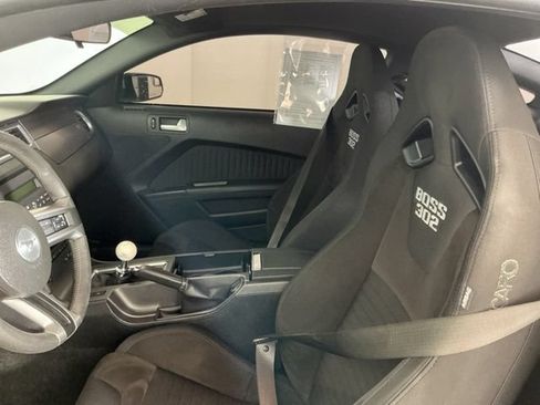 Used 2012 Ford Mustang Boss 302 w/ Boss 302 Accessory Pkg RWD image 13