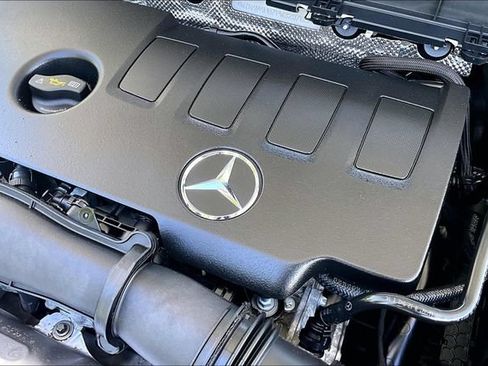 Certified 2023 Mercedes-Benz GLB 250 4MATIC image 34