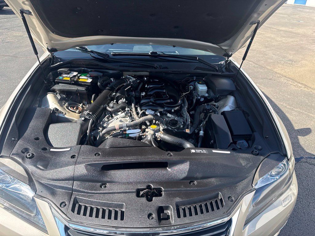 Used 2013 Lexus GS 350 AWD w/ Premium Pkg image 46