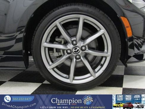 Used 2021 MAZDA MX-5 Miata RF Grand Touring RWD image 4
