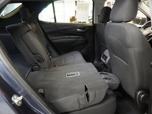 Used 2018 Chevrolet Equinox LT AWD/4WD image 34