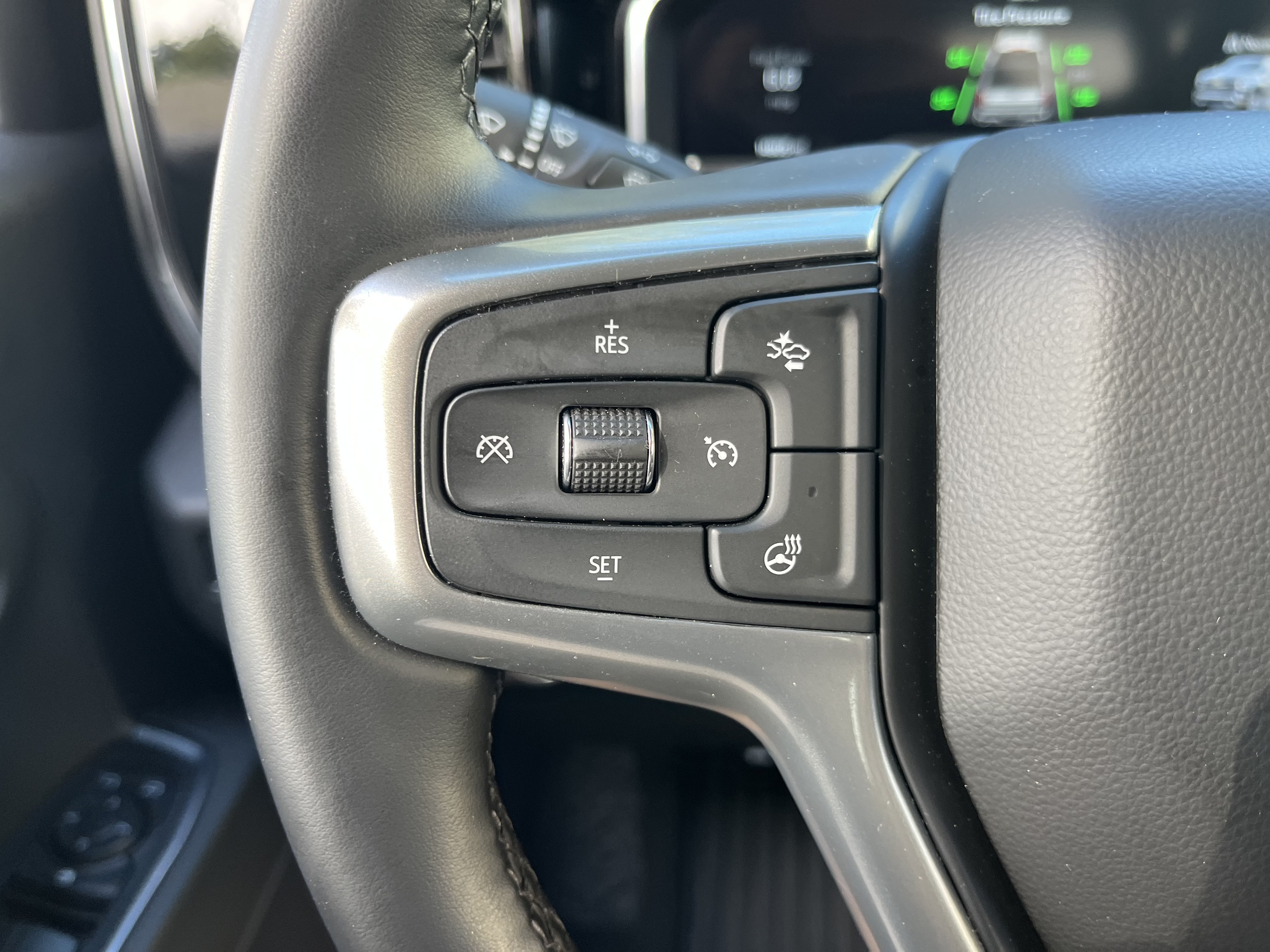Used 2024 Chevrolet Silverado 1500 LT AWD/4WD image 22