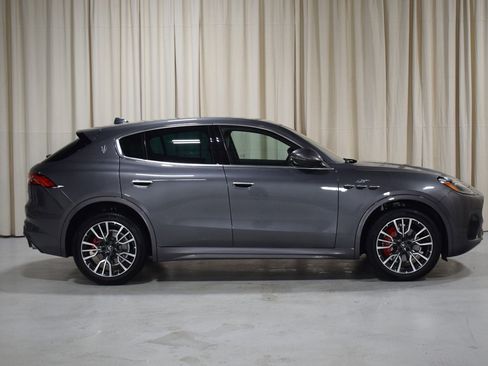 Certified 2024 Maserati Grecale GT image 16