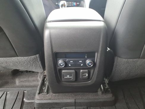 Used 2019 Buick Enclave Avenir w/ Avenir Technology Package image 29